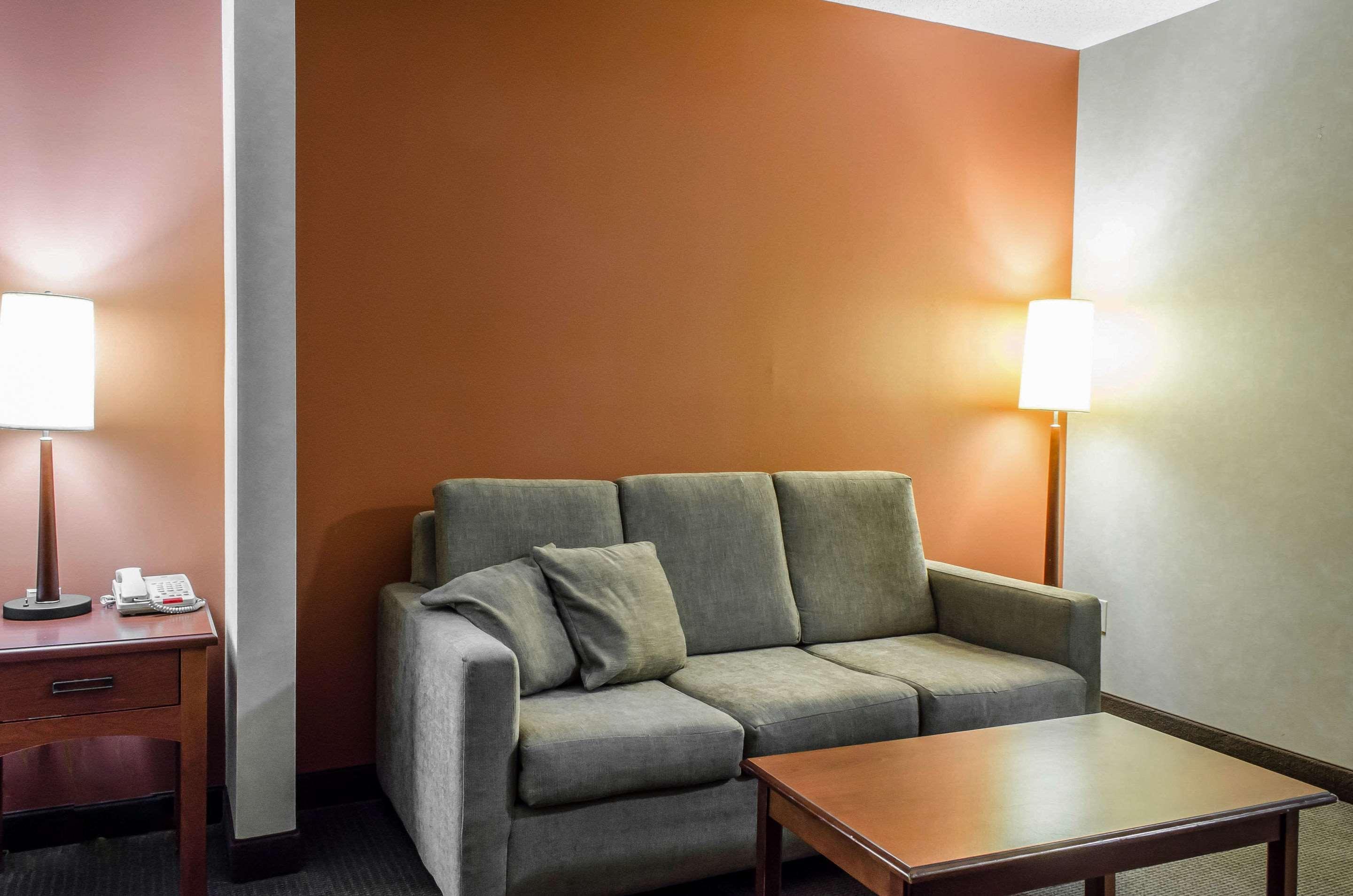 Sleep Inn & Suites Ронкс Экстерьер фото