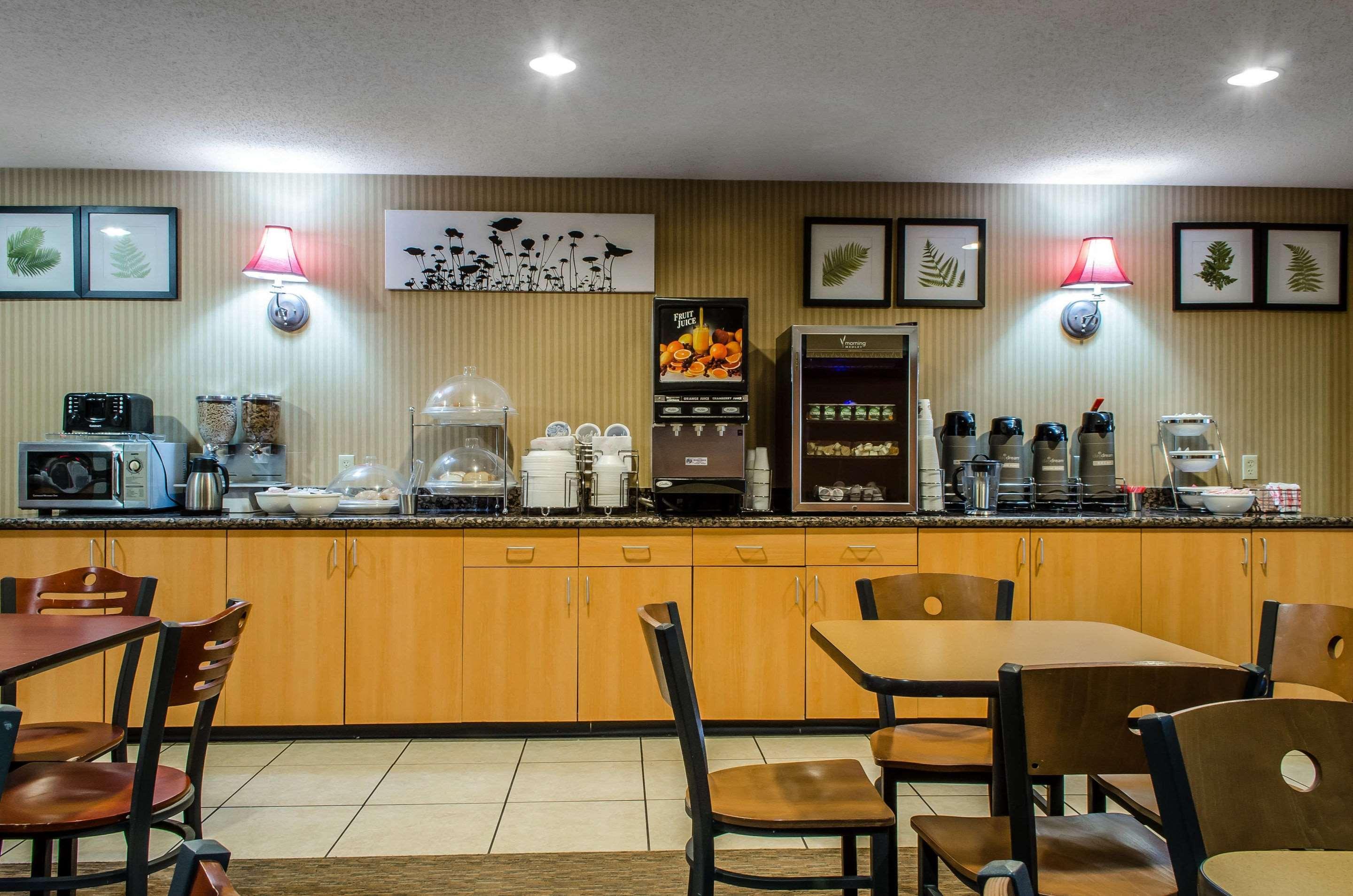 Sleep Inn & Suites Ронкс Экстерьер фото
